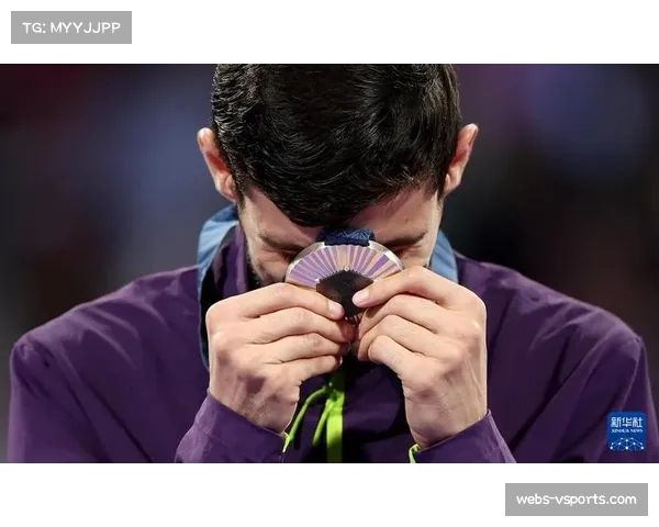 男子58公斤级出现罕见高分对决,决赛双方总得分超过80分 男子58公斤级出现罕见高分对决,决赛双方总得分超过80分